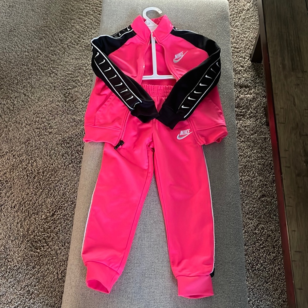 Brand New Nike Track Outfit